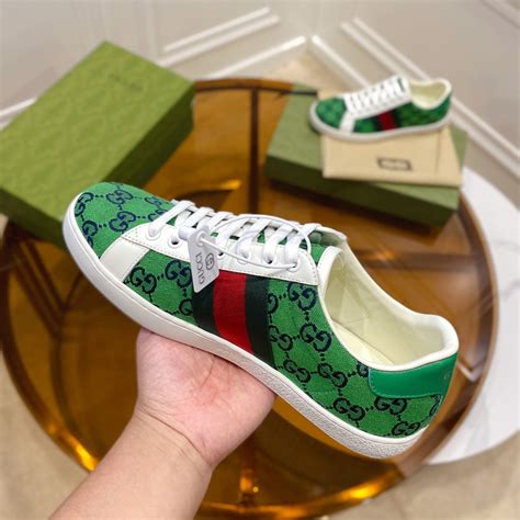 cheap gucci sneakers men's|gucci sneakers men 2021.